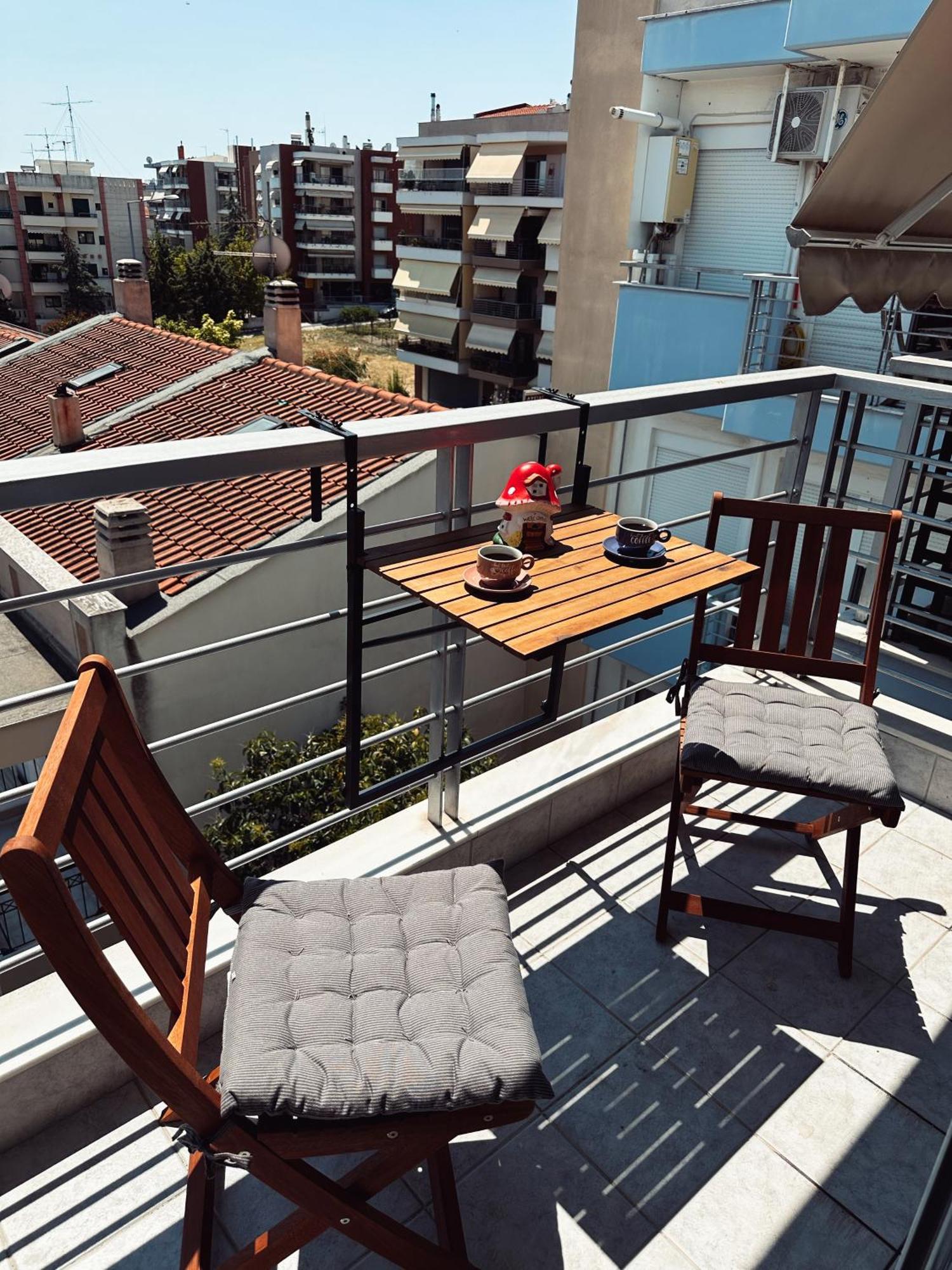 Homely Flat Near Airport سالونيك المظهر الخارجي الصورة